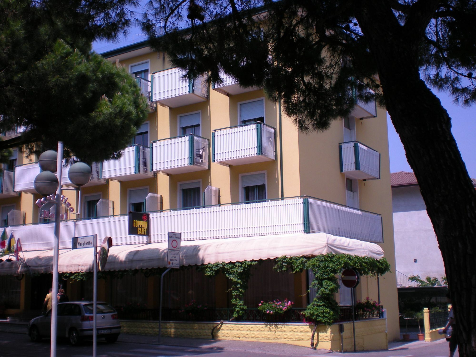 Hotel Portofino Caorle Exterior photo